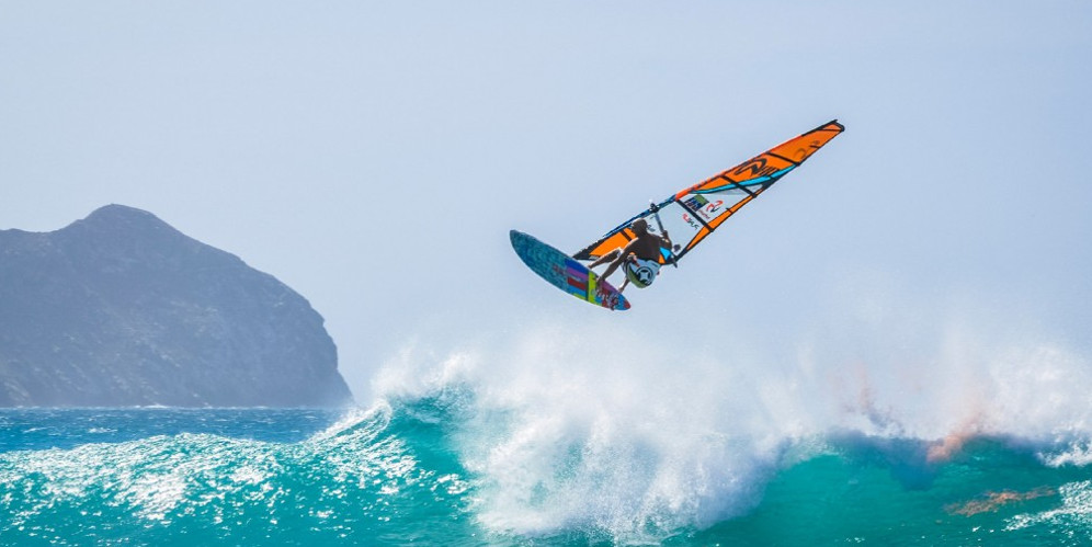 Trik Salto Windsurfing Ini Beneran Di Luar Nalar